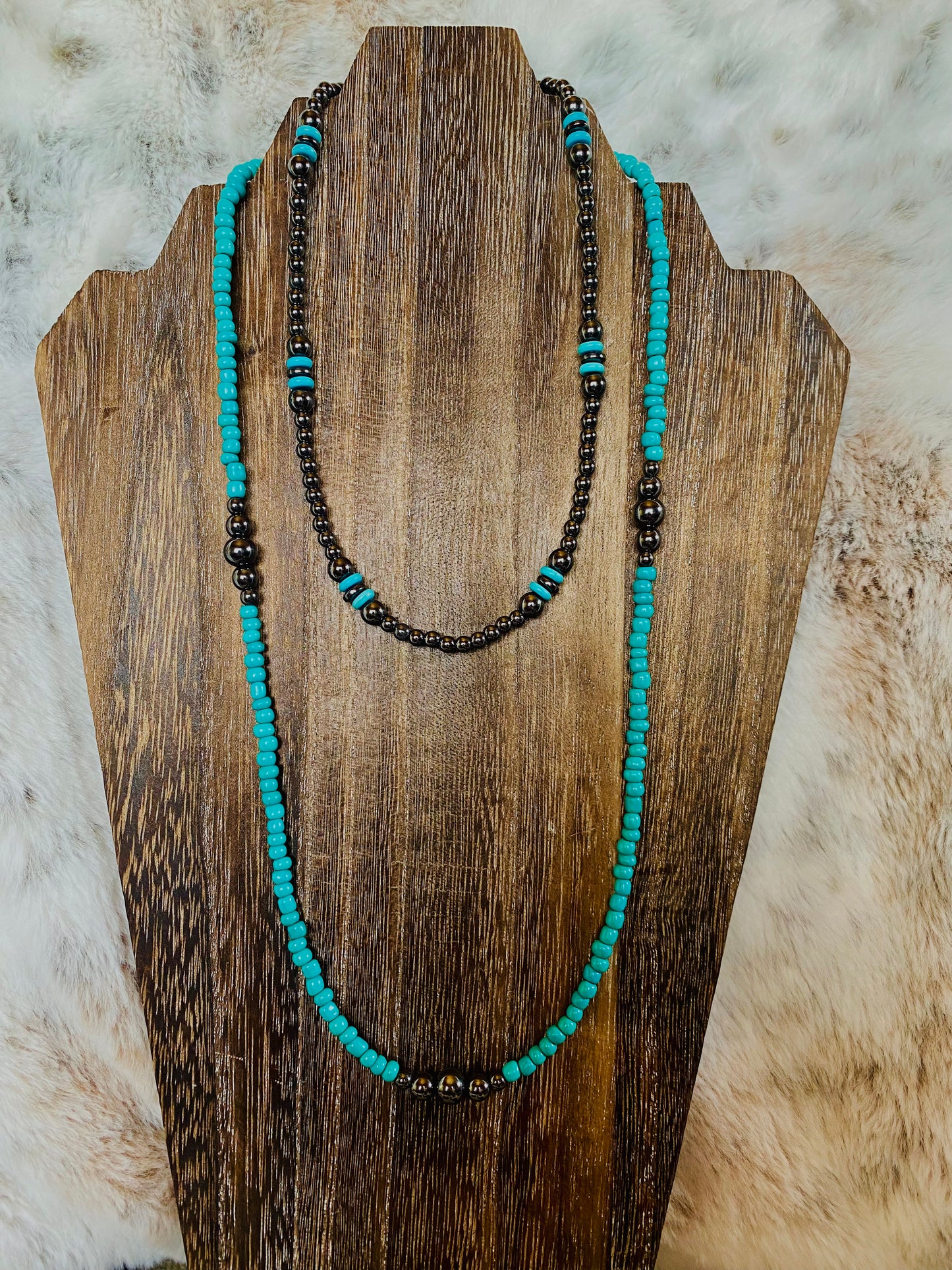 Turquoise Beaded Western Necklace
